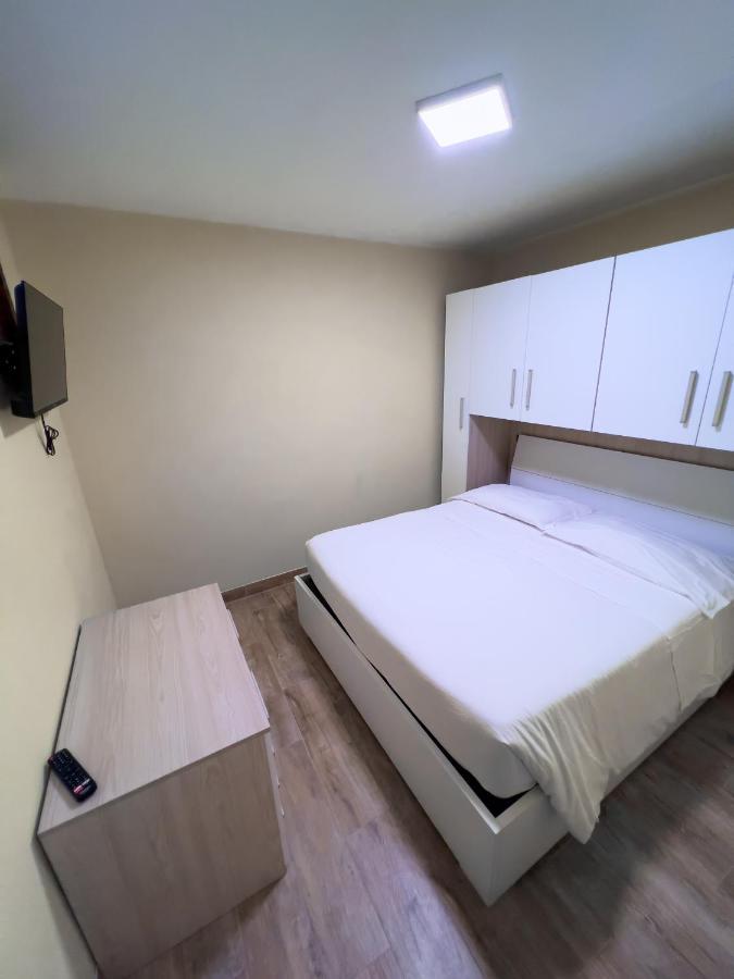 El Rocol Aparthotel Vezza dʼOglio Εξωτερικό φωτογραφία