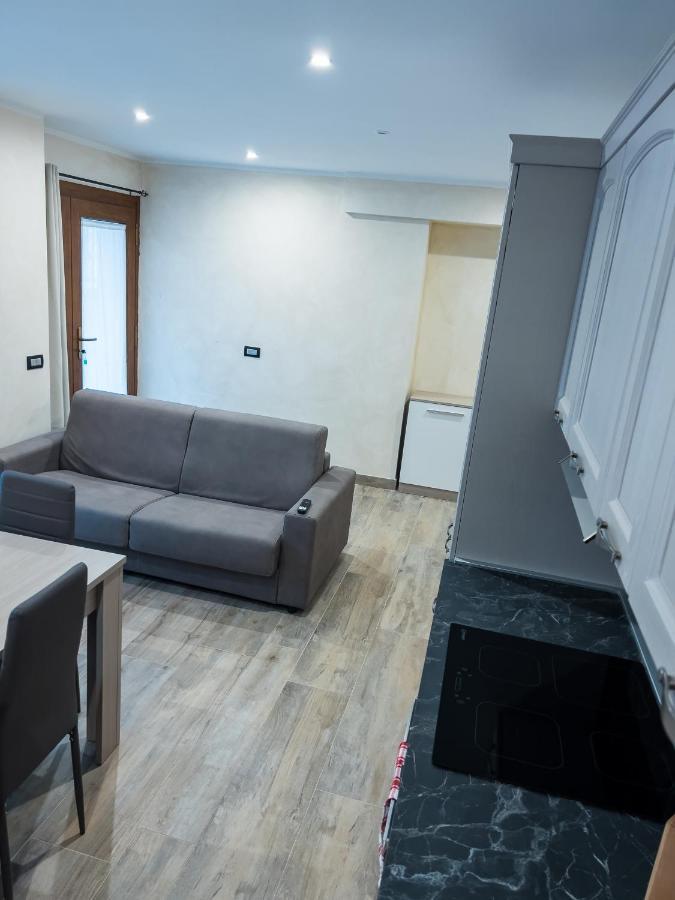 El Rocol Aparthotel Vezza dʼOglio Εξωτερικό φωτογραφία