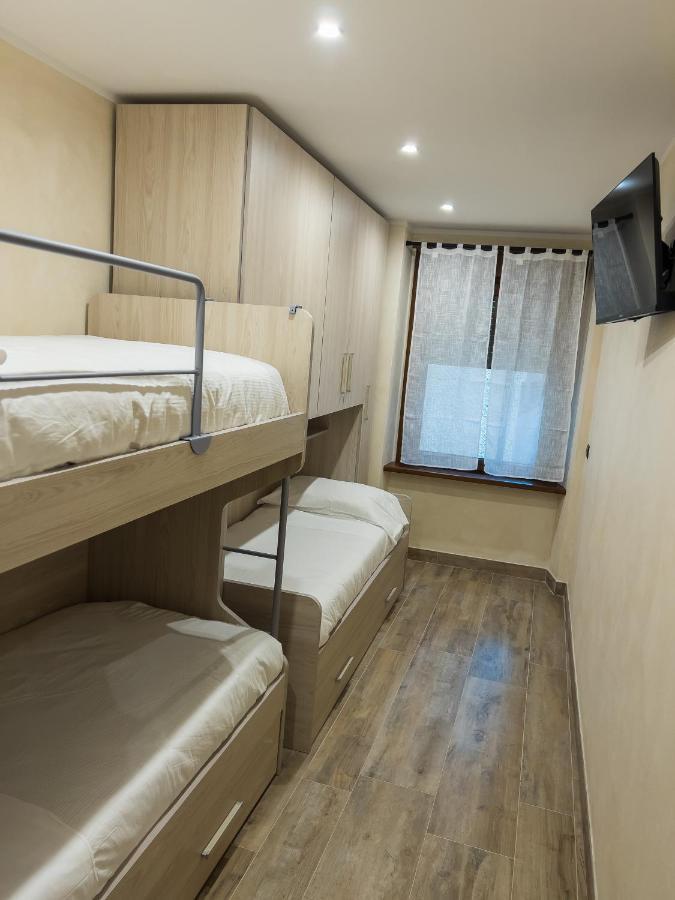 El Rocol Aparthotel Vezza dʼOglio Εξωτερικό φωτογραφία