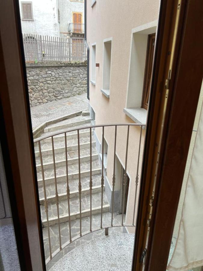 El Rocol Aparthotel Vezza dʼOglio Εξωτερικό φωτογραφία